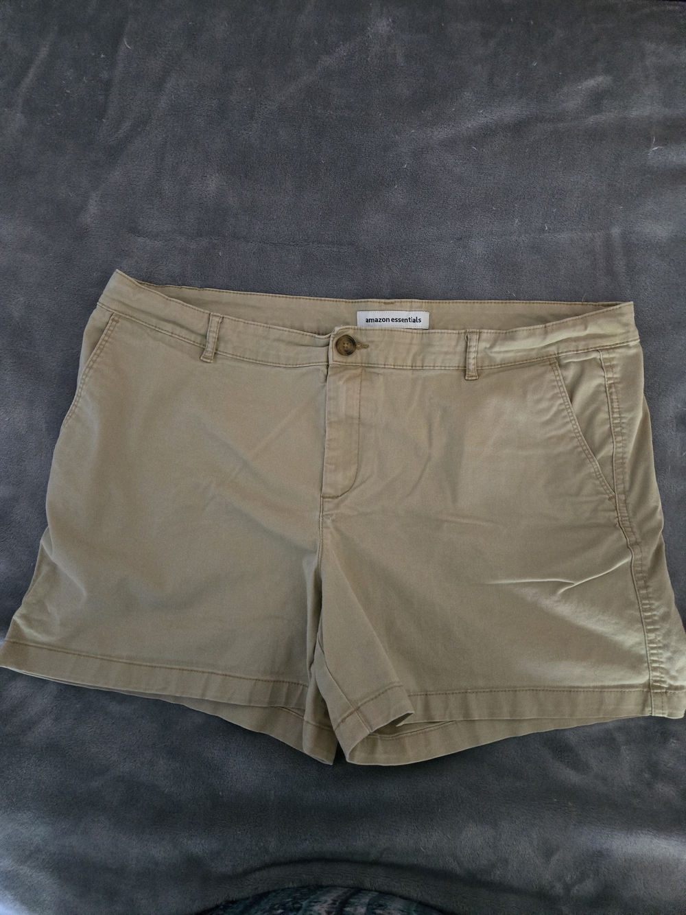 Amazon Essentials Women's Tan Bermuda Shorts